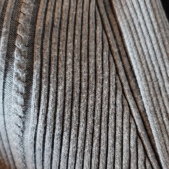 White House Black Market Grey Cardigan in XS - Picture 5 of 12